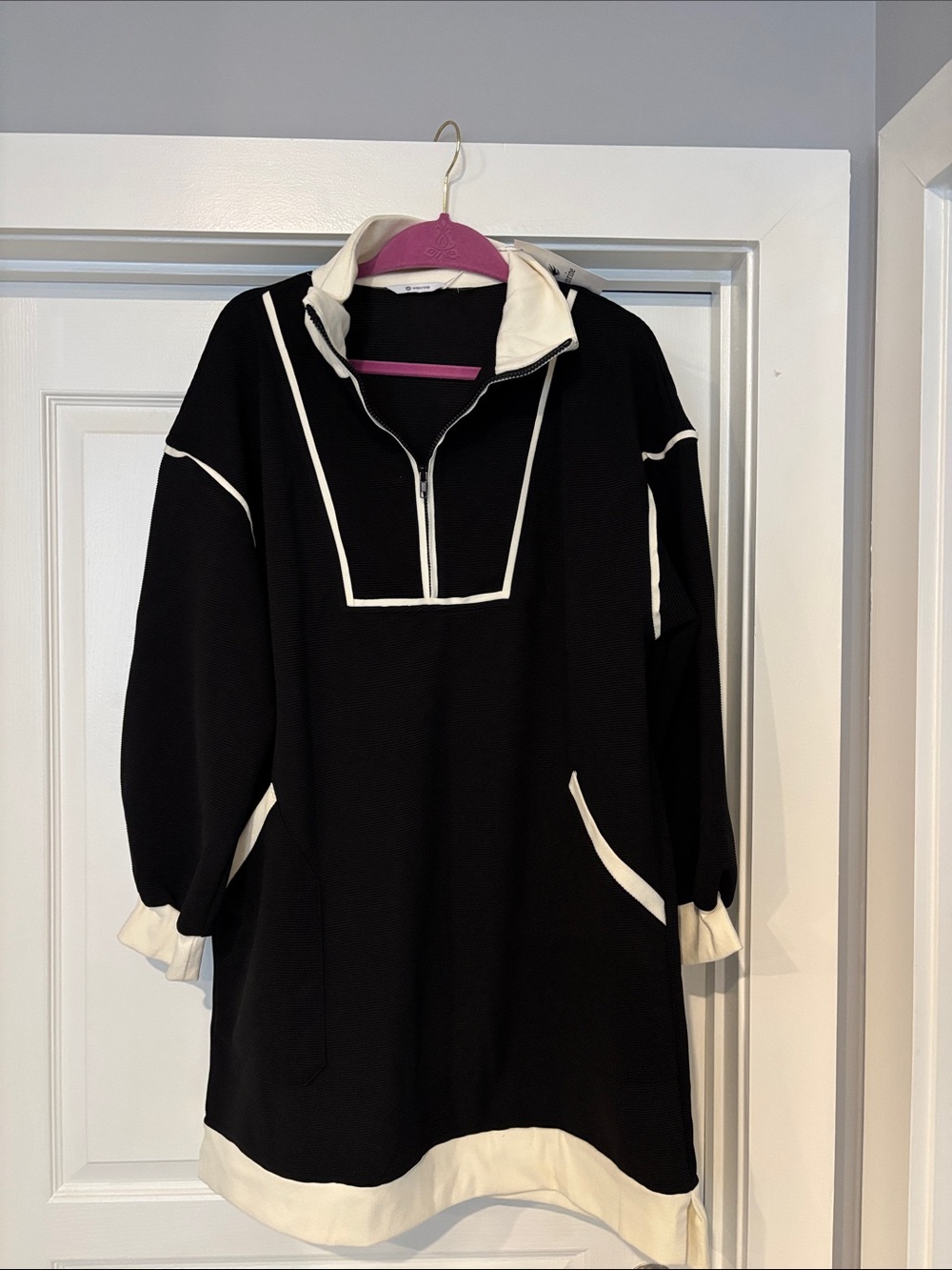 Black and White Tunic Pullover with Contrast Trim